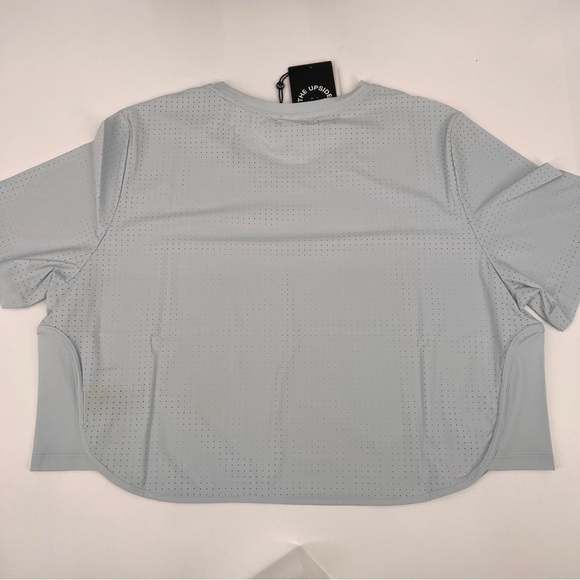 The Upside Track Cropped Tee in Ice. Blue Size XL NWT - Picture 4 of 11